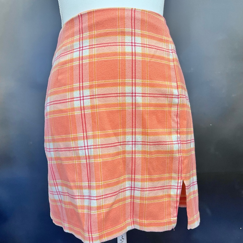 Cutesy Skirt. Casual going out, or formal events. Size 12.